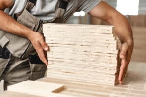 High-Quality Plywood vs. Low-Quality Plywood: What’s the Difference?